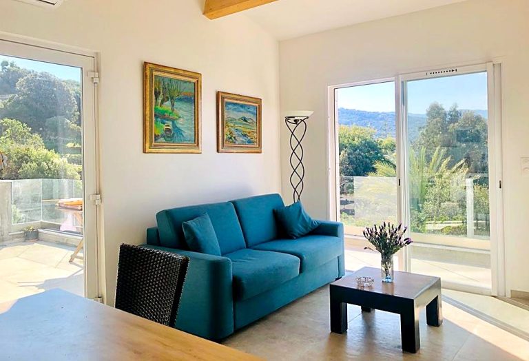 A Terrazza, T2 vue mer avec terrasse et balcon — Pietrosella, Corse-du-Sud (photo 3)