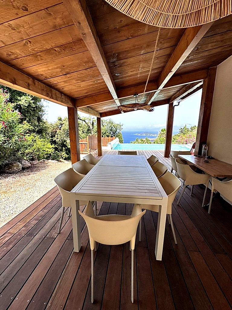 Villa Accelasca piscine à débordement vue mer — Pietrosella, Corse-du-Sud