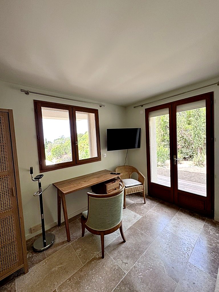 Villa Accelasca piscine à débordement vue mer — Pietrosella, Corse-du-Sud (photo 17)
